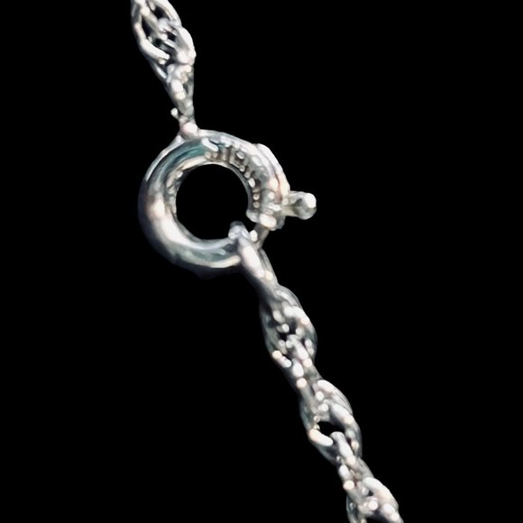 Star Art Sterling Silver Rhinestone Necklace And Screw Back Earrings Set (5120) - Picture 7 of 13